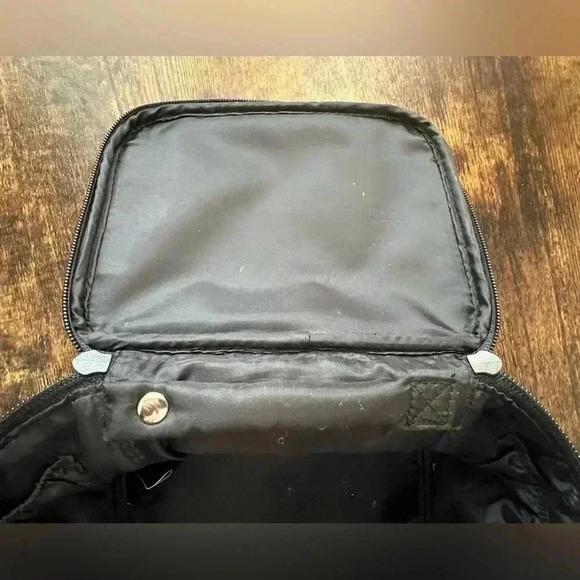 BURBERRY Fragrance | travel case/bag - Picture 14 of 16